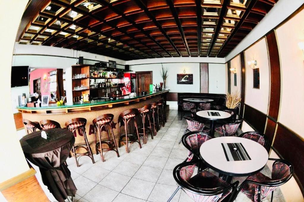 Interhotel America Pisek  Luaran gambar
